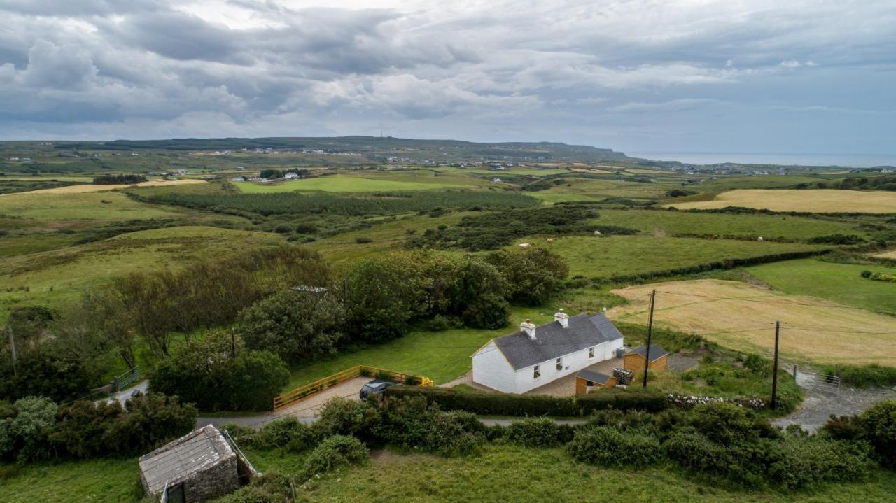 Yellow Cottage, Doolin Knockfin Cross Roads Luaran gambar