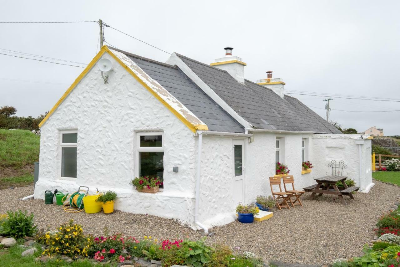 Yellow Cottage, Doolin Knockfin Cross Roads Luaran gambar
