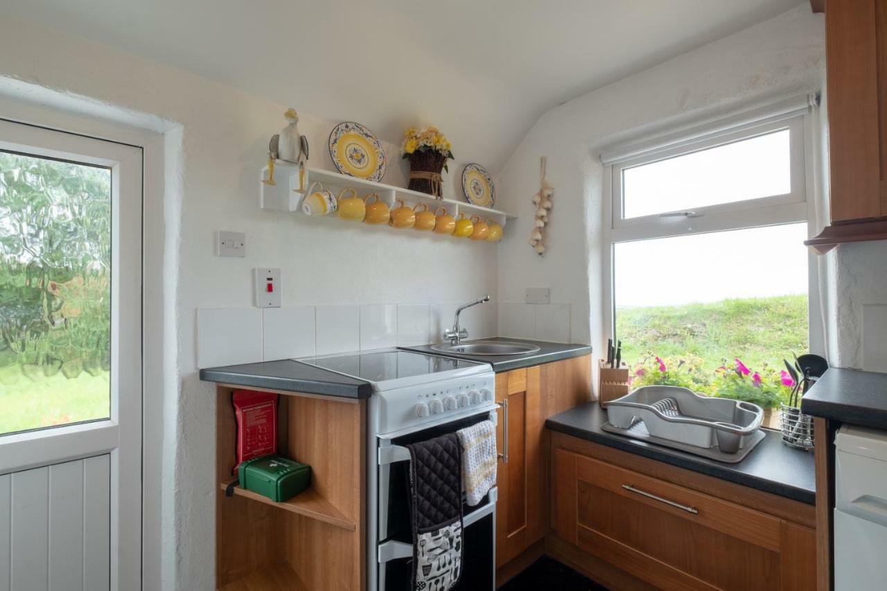 Yellow Cottage, Doolin Knockfin Cross Roads Luaran gambar