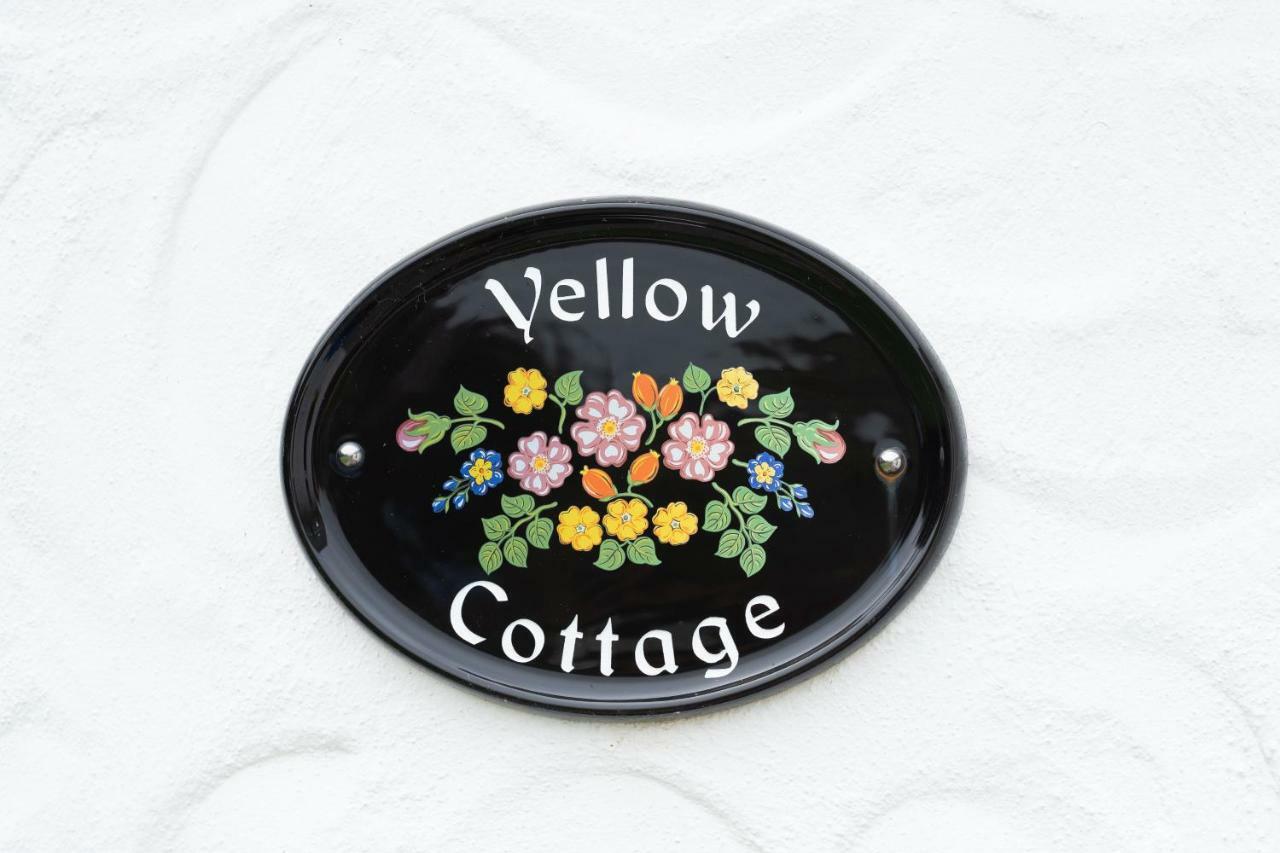 Yellow Cottage, Doolin Knockfin Cross Roads Luaran gambar