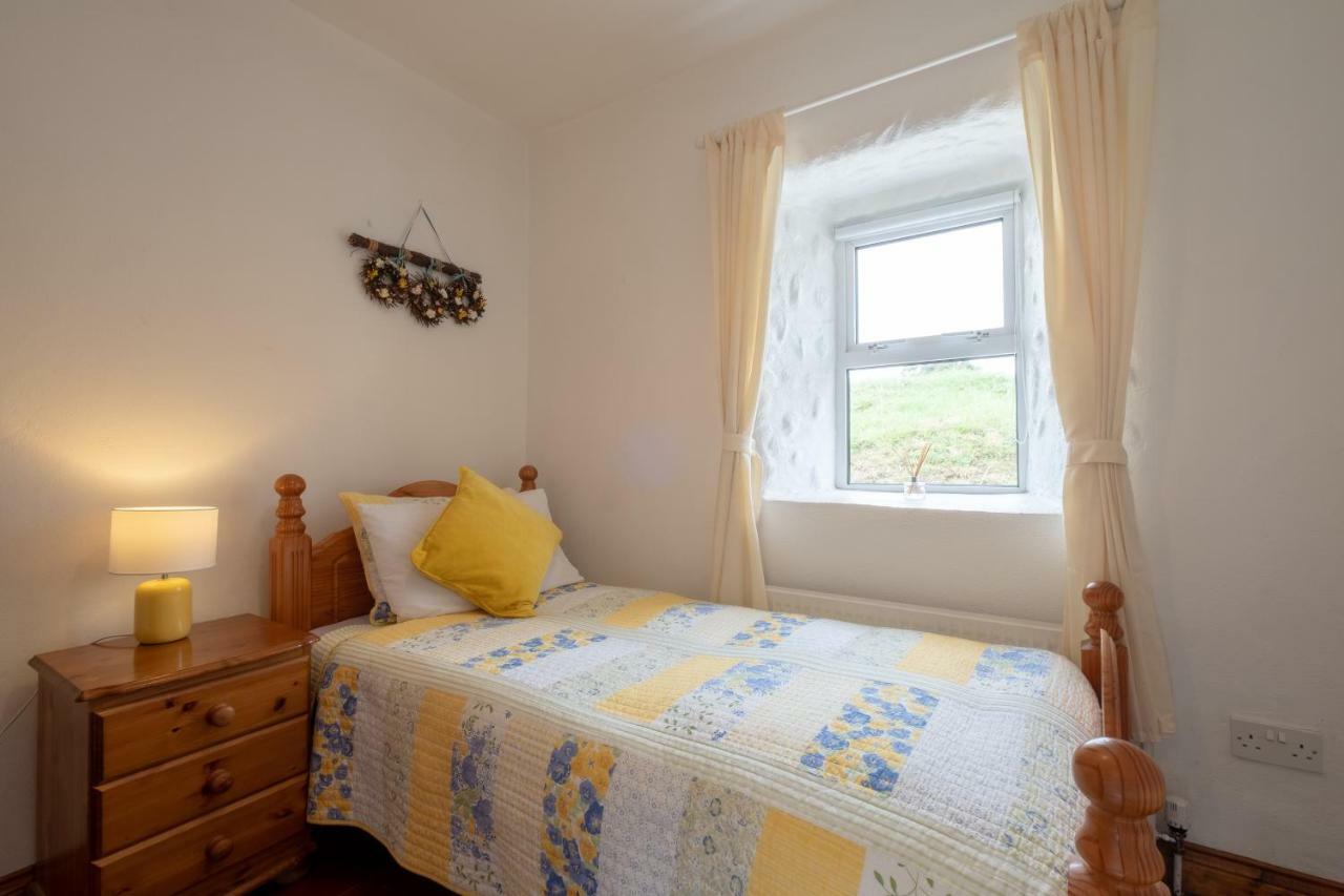 Yellow Cottage, Doolin Knockfin Cross Roads Luaran gambar